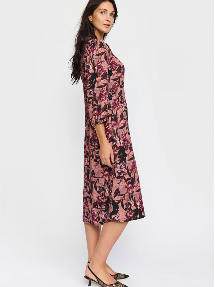 Viskosklänning Kampi rosa från 2-BIZ