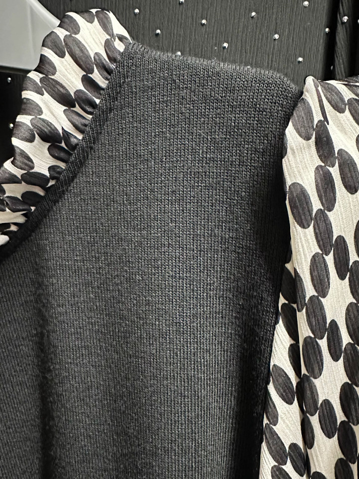 Finstickad topp kontrast Lia...