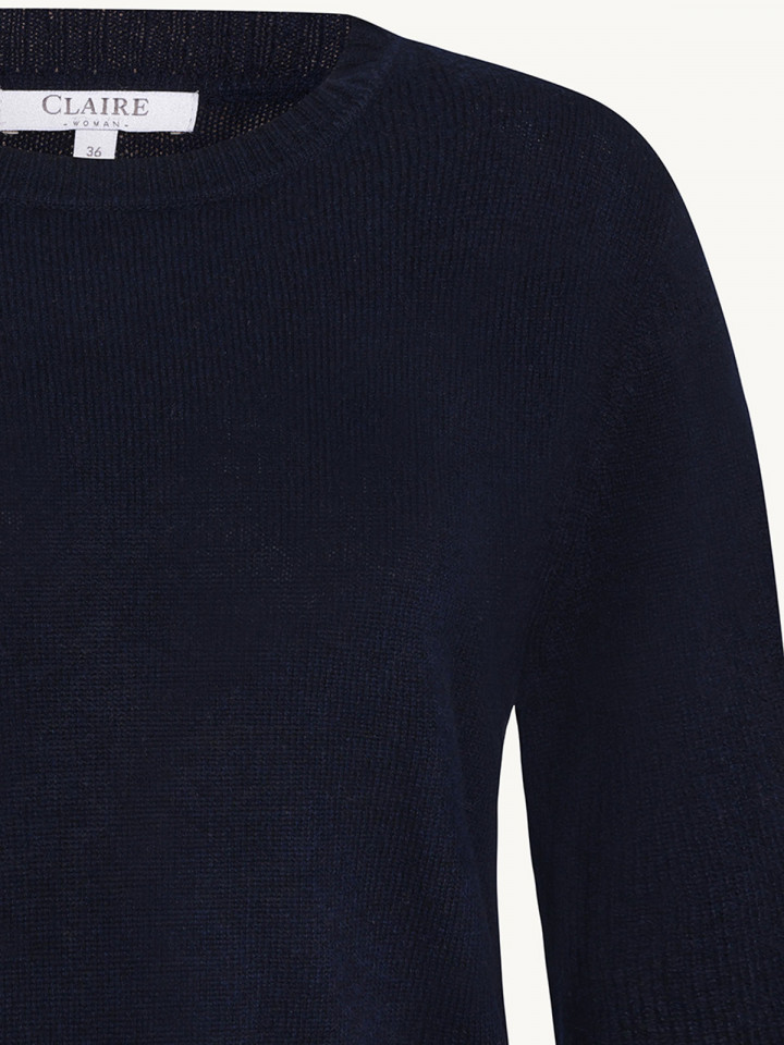 Ulltröja klassisk marin från Claire