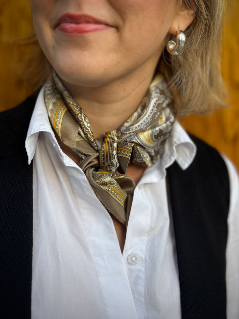 Sidenscarf khaki-guld paisley classic från 7EAST