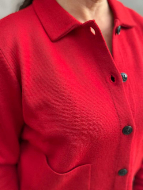 Kofta Kaja röd från Sibinlinnebjerg