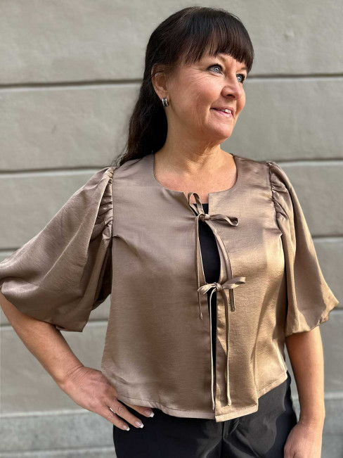 Satinjacka taupe puffärm från Mingel 2