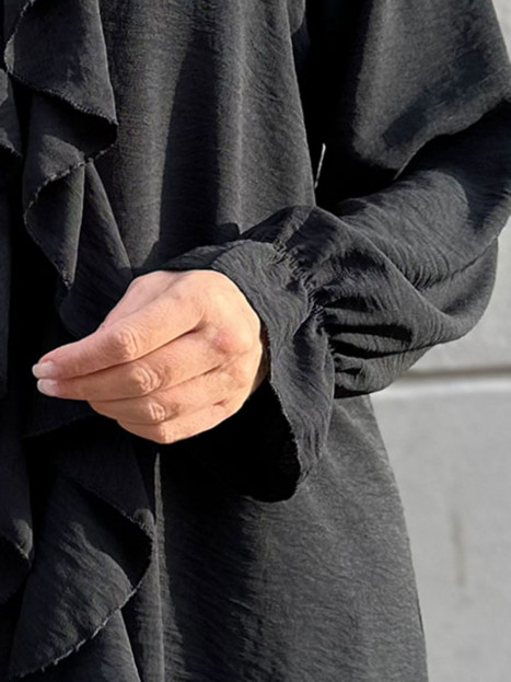 Volangtunika svart från Chica London