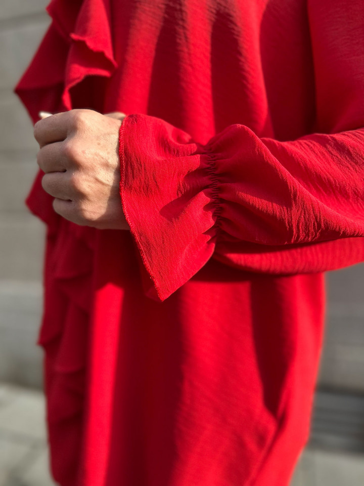 Volangtunika röd från Chica London