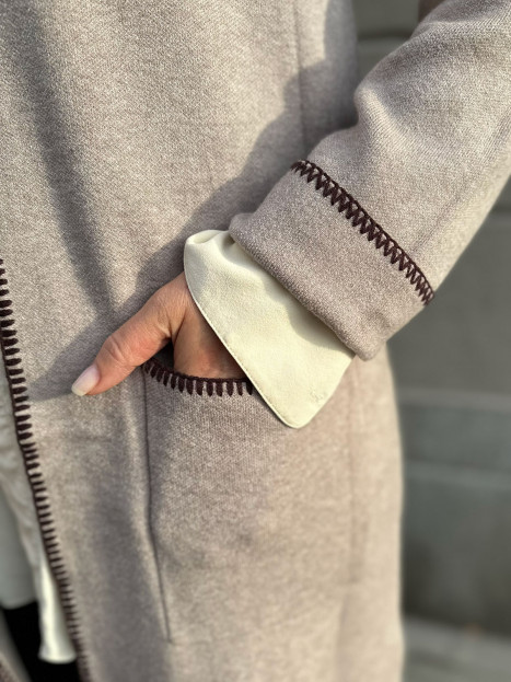 Långkofta taupe från Marinello