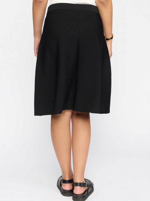 Finstickad kjol Liva svart från 2-BIZ 2