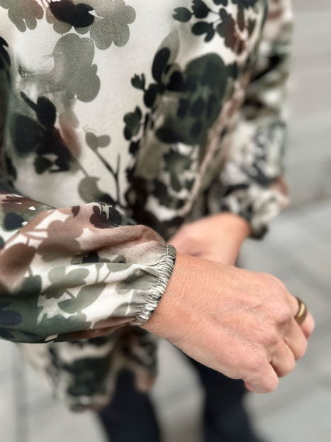 Viskosblus Suna grön från 2-BIZ