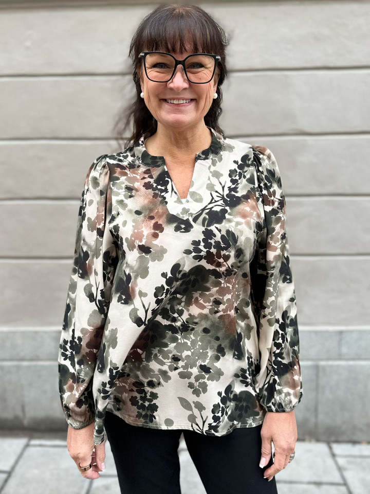 Viskosblus Suna grön från 2-BIZ