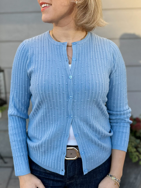 Finstickad kofta himmelsblå från Micha