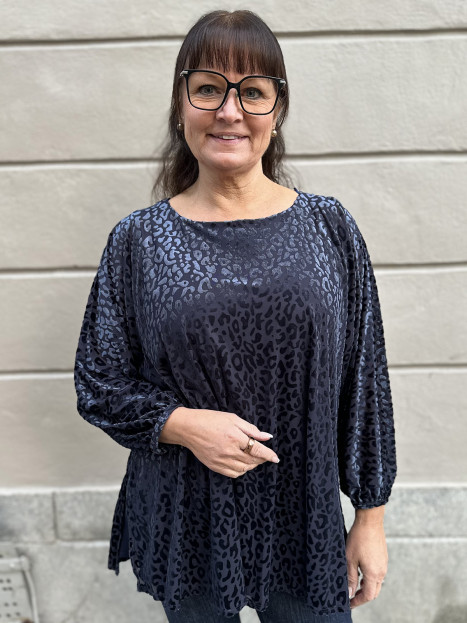 Chiffong-sammetstopp marin från Allison