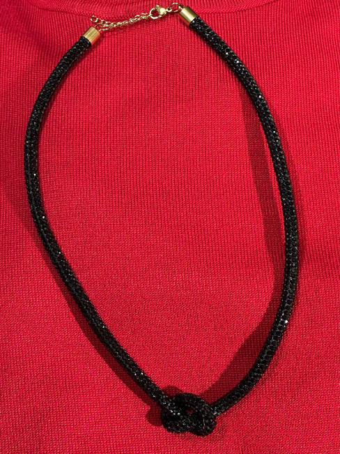 Halsband svart knut från By Odahl