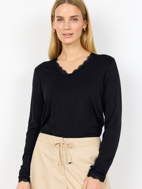 Topp Marica svart med spets från SoyaConcept