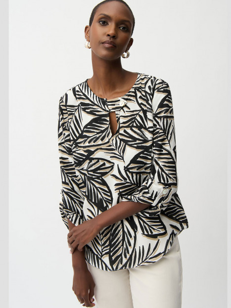 Blus/topp grafiska blad svart/nougat på offwhite från Joseph Ribkoff