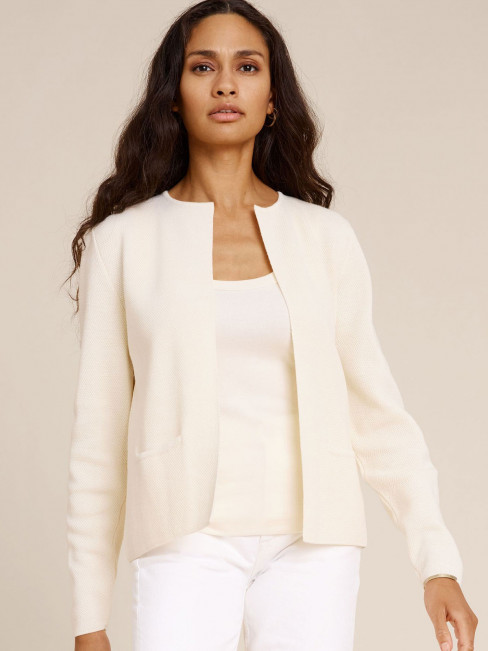 Finstickad kofta Sense gräddvit från SibinLinnebjerg