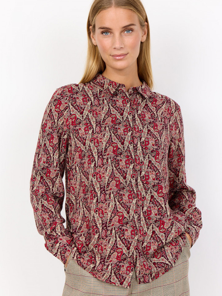 Viskosblus Ilya röd från SoyaConcept