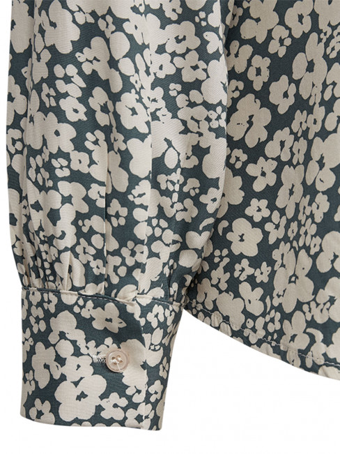 Viskosblus Adney forest grön från FreeQuent 2