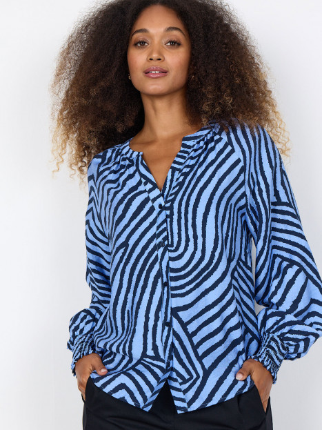 Blus Becca blå från SoyaConcept