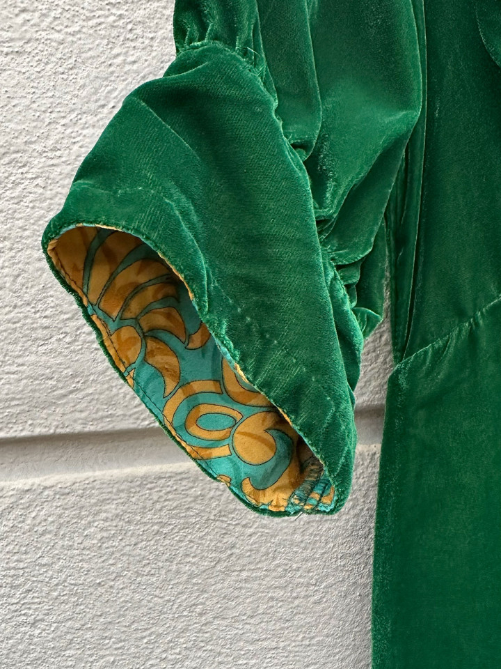 Sammetsklänning Giulia grön från Gossip