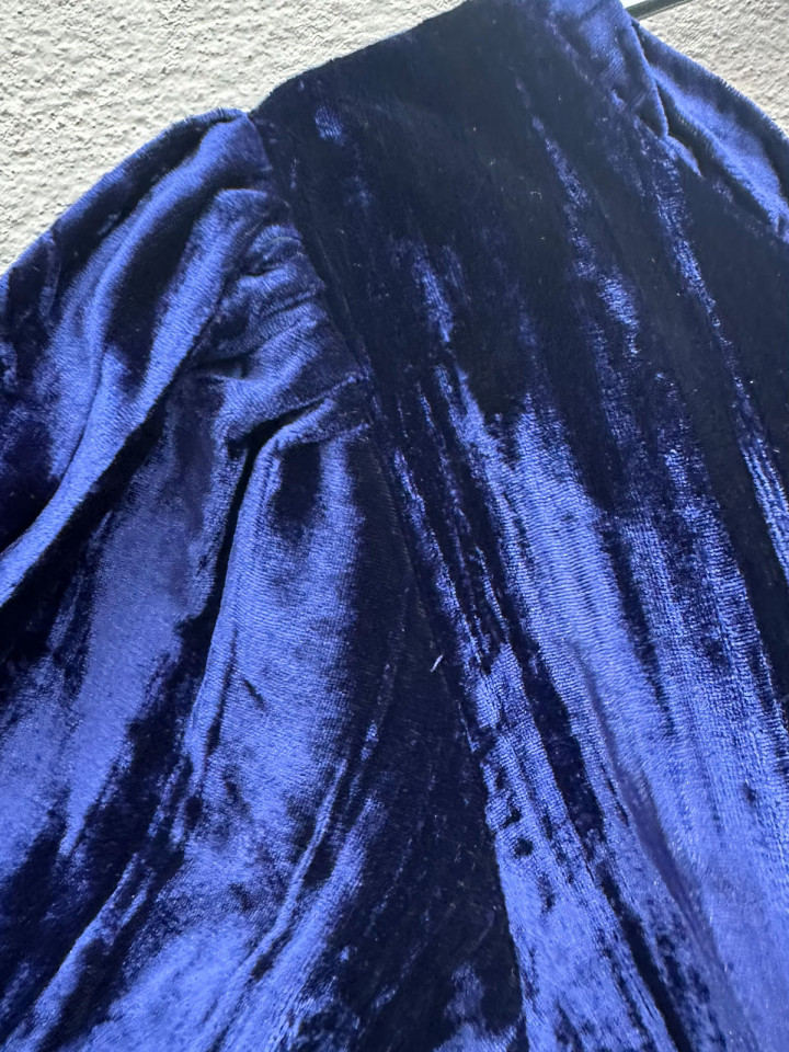 Sammetsklänning Giulia blå från Gossip