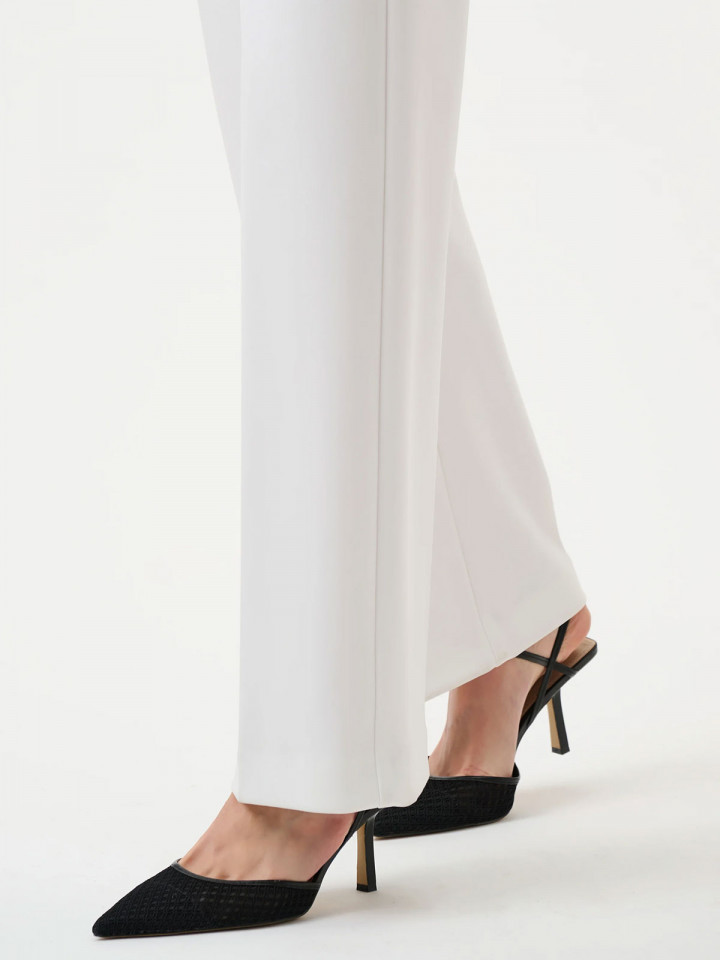 Finbyxa med vidd Vit från Joseph Ribkoff