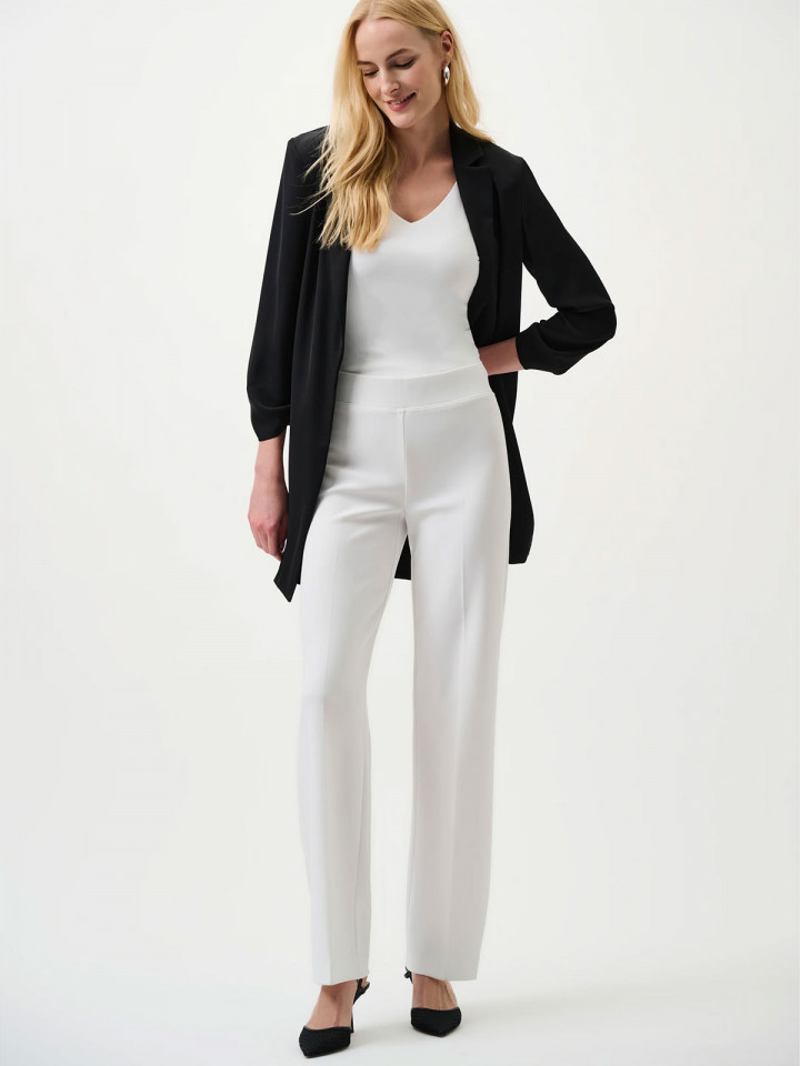 Finbyxa med vidd Vit från Joseph Ribkoff