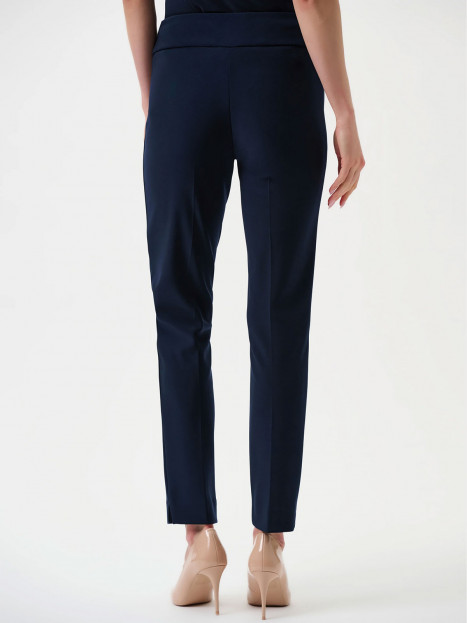 Finbyxa slim marin från Joseph Ribkoff