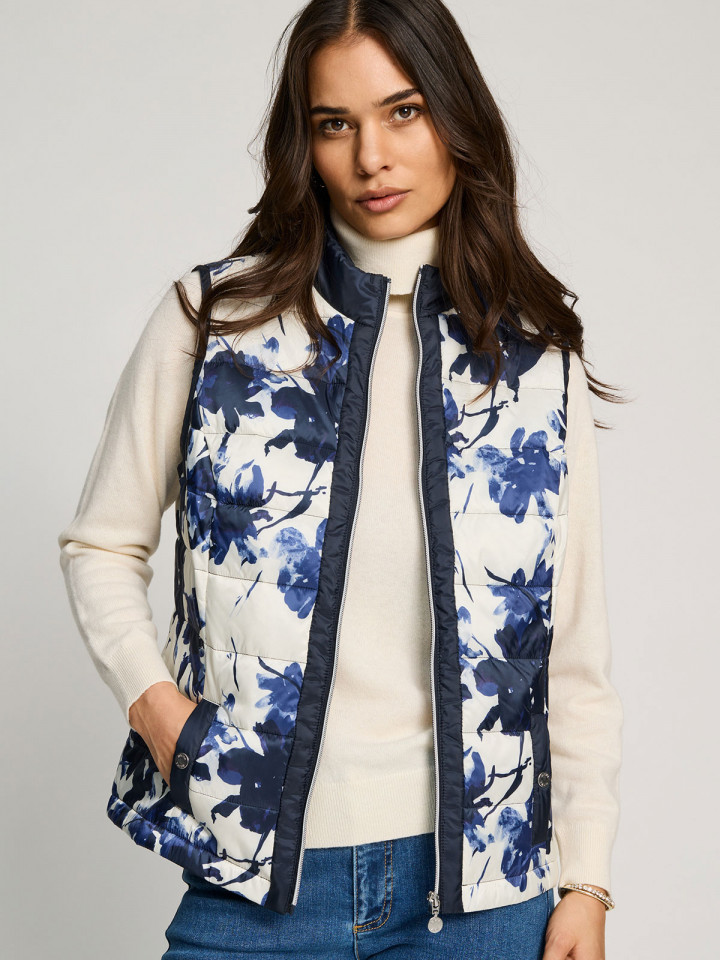 Täckväst blå/creme från Micha