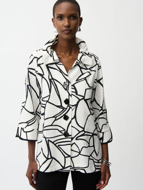 Creppad Jacka vit med grafisk svart från Joseph Ribkoff