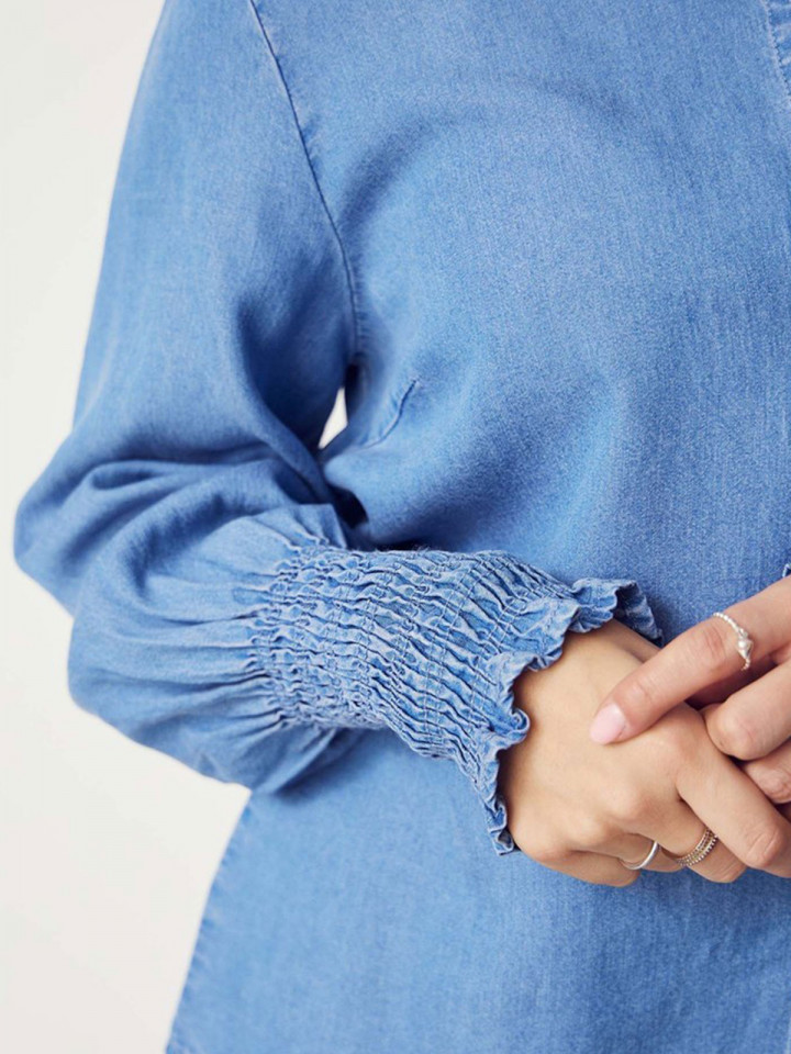 Skjorta Ganja denimblå från Isay