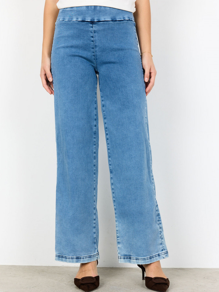 Denimbyxa Chandra mellanblå från...