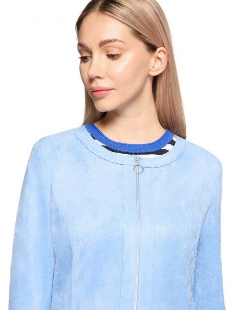 Jacka ljusblå mockaimitation från Betty Barclay