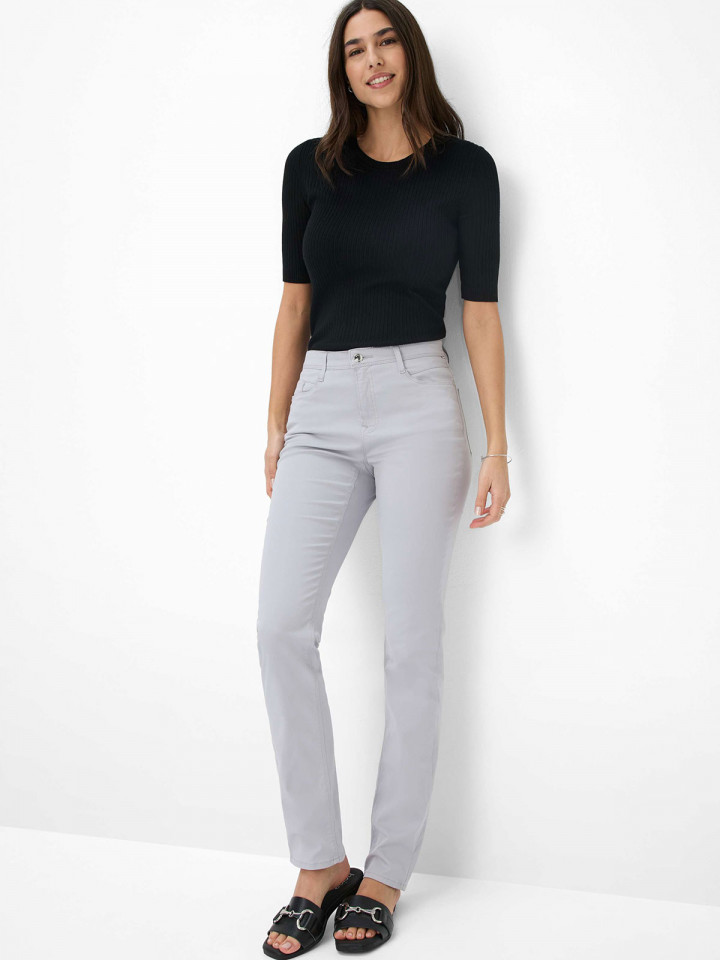 Bomullsbyxa Carola ljusgrå från Brax