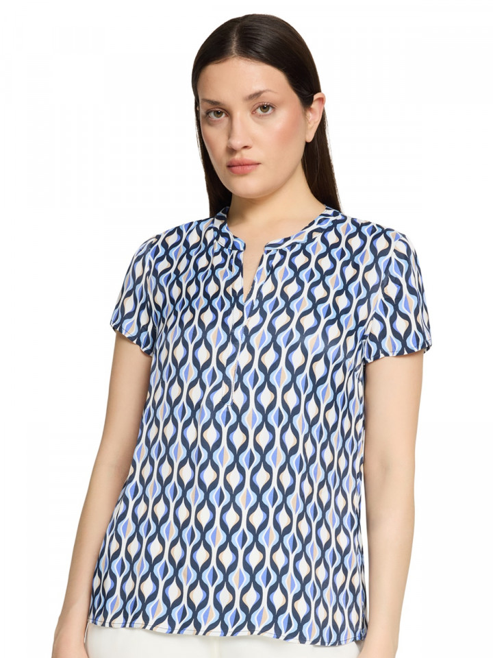 Blus blåmönstrad från Betty Barclay