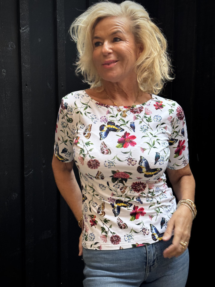 Topp Irmeli Apollo från Camilla Thulin