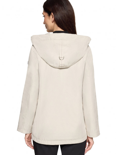 Väderjacka Sand från Betty Barclay