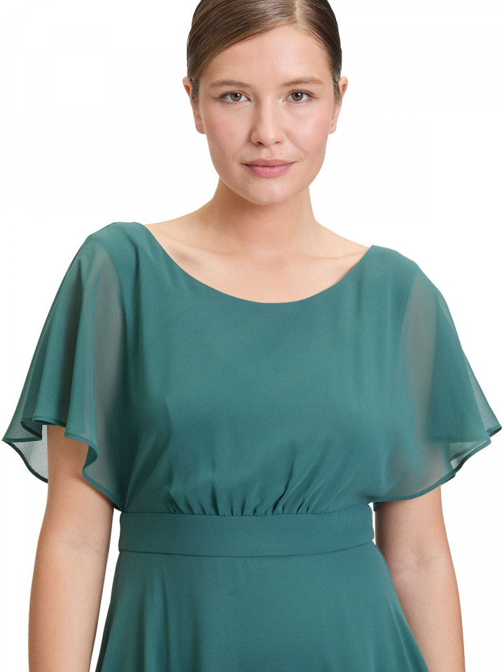 Chiffongklänning grön från Vera Mont