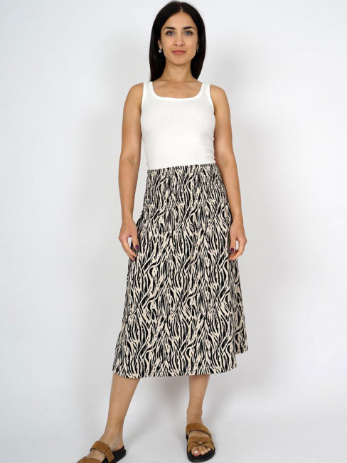 Krinklad och stretchig kjol sand/svart från M.X.O 2