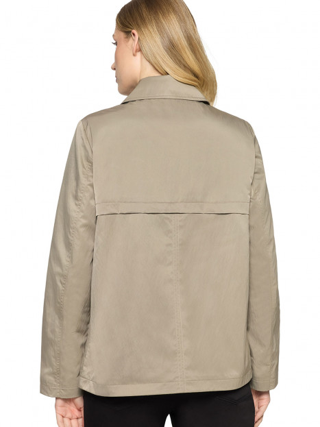 Kort trench sand från Betty Barclay