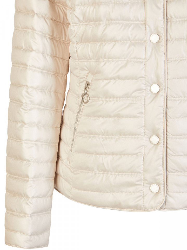 Vändbar täckjacka creme från Barbara...