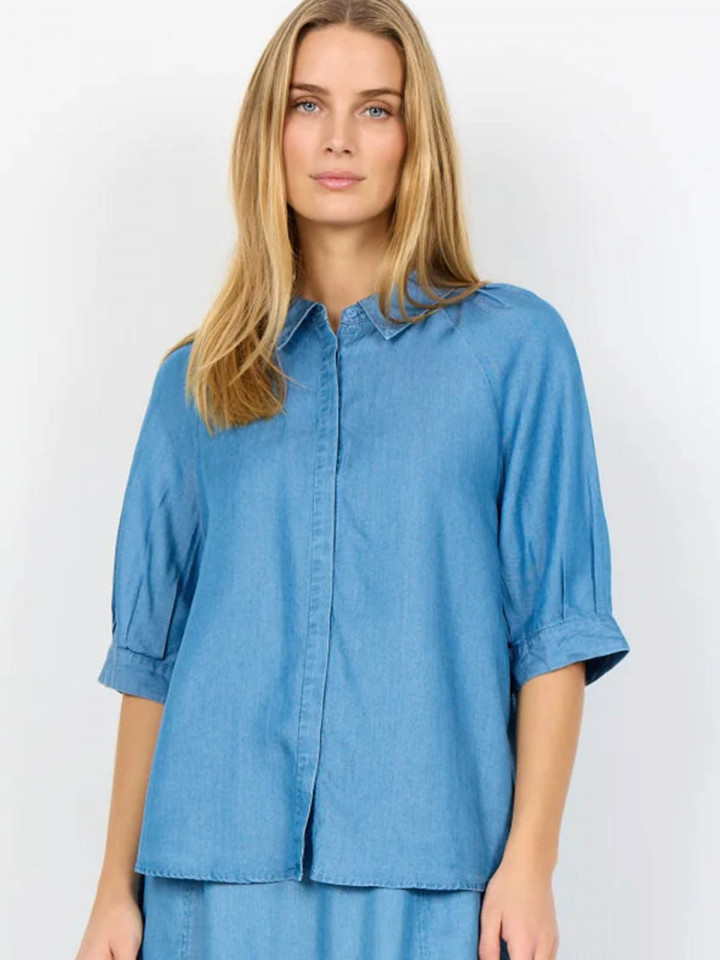 Blus i lyocell Liv ljus denimblå från SoyaConcept