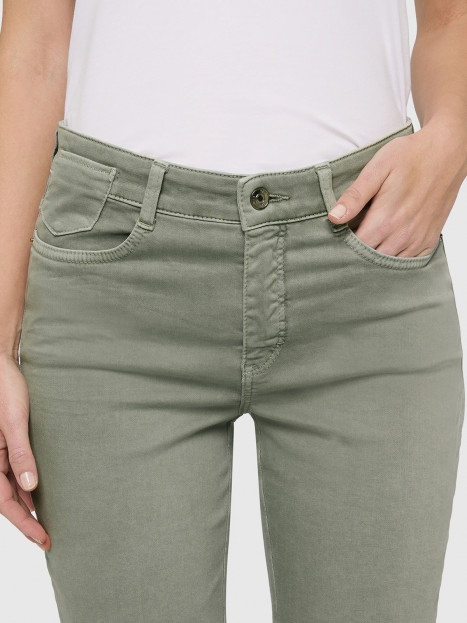 Jeans Laura grön från MAC