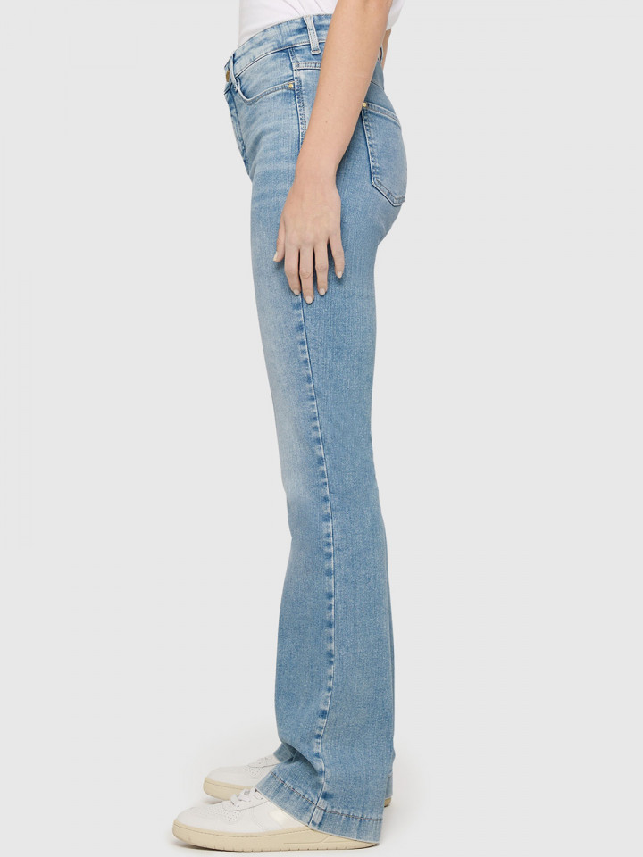 Jeans Dream Boot cut ljus denimblå...