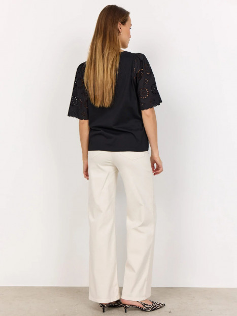 Topp Loraine svart från SoyaConcept