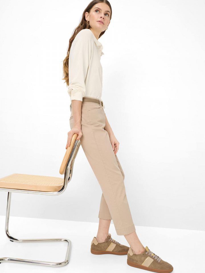 Byxa Mara S 7/8-del Beige från Brax