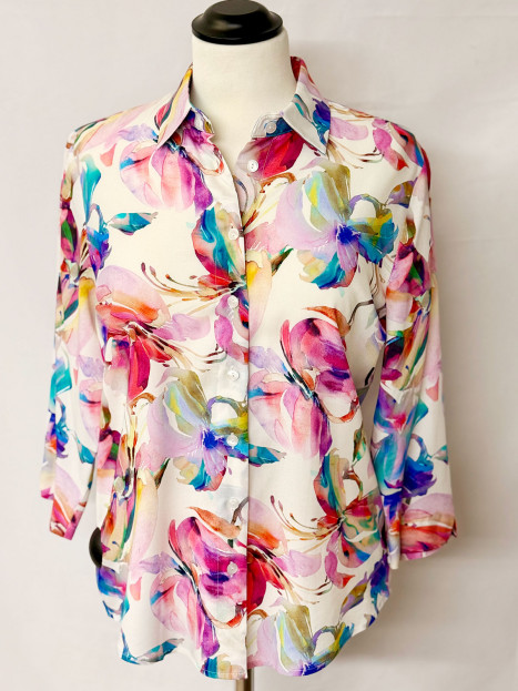 Viskosblus Licia blom från Sommermann