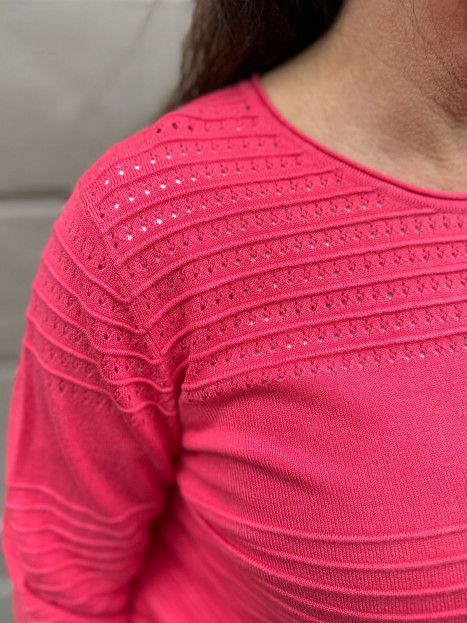 Mönsterstickad tröja korall från Gabriella K