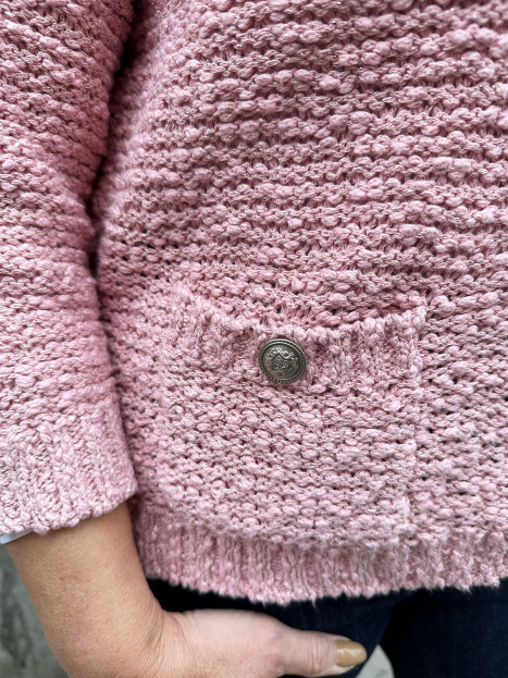 "Chanelkofta" i rosa bomullsgarn från Bloomings