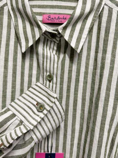 Skjorta Jarila grön i lin- och bomullsmix från Tinta Style 2