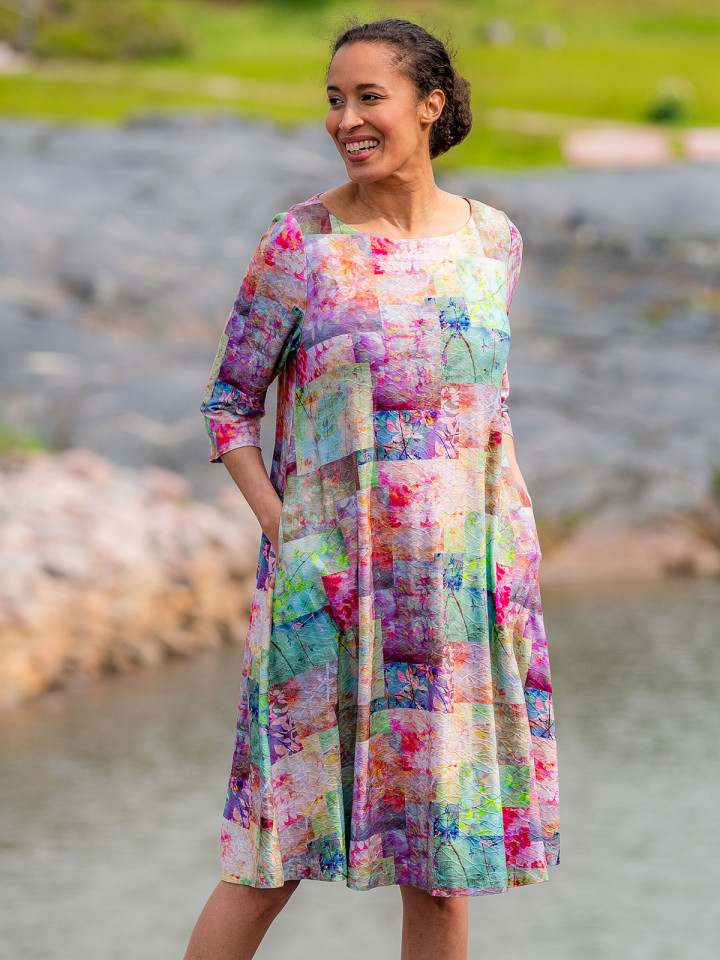 Klänning Fiorina Niramaru från Aino