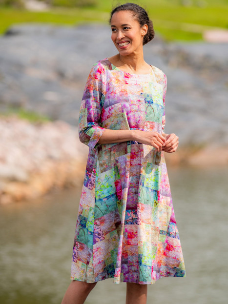 Klänning Fiorina Niramaru från Aino